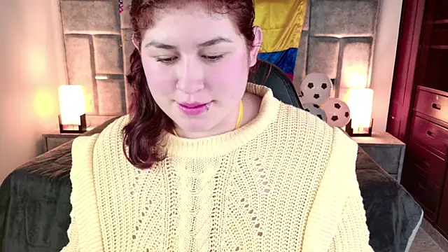 Snapshot of azul_veraa chatting on 06-16-26, 12:05 azul veraa online show from 06-16-26, 12:05