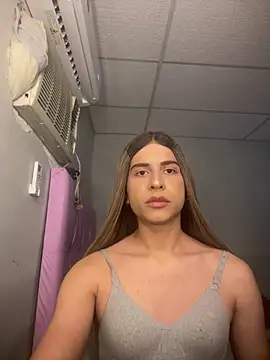 Snapshot of sammyhil chatting on 02-12-26, 01:38 sammyhil online show from 02-12-26, 01:38