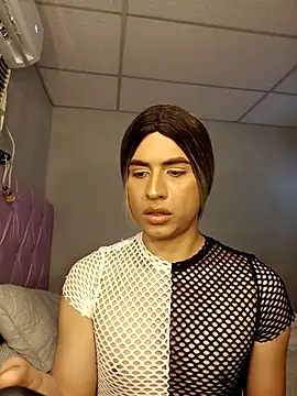 Snapshot of sammyhil chatting on 02-06-26, 10:28 sammyhil online show from 02-06-26, 10:28