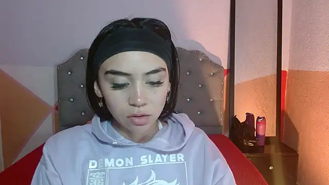 Snapshot of sofiaspring chatting on 07-04-26, 03:05 sofiaspring online show from 07-04-26, 03:05