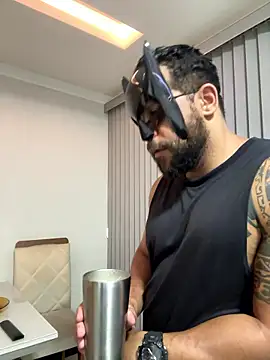 felineshot online show from 01-09-26, 01:23