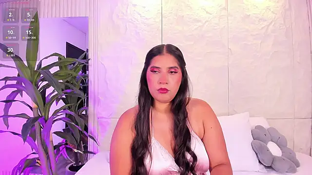 LunaKarther online show from 04-12-26, 04:16