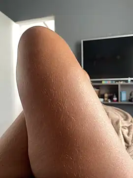 Annalua73 online show from 01-13-26, 03:27