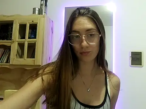 Snapshot of Noracherry chatting on 02-26-26, 06:30 Noracherry online show from 02-26-26, 06:30