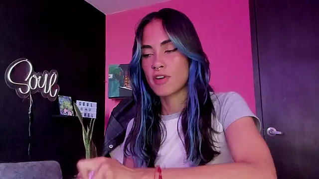 azula lillet online show from 03-24-26, 08:42