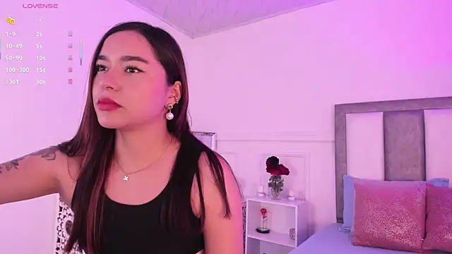 Leilafisherr online show from 01-13-26, 01:26