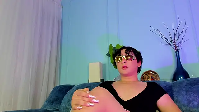 Nicki Ripperton online show from 01-07-26, 08:36