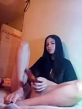 Chiquitoperopeligroso4 online show from 02-07-26, 04:09