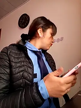 Alejandra N online show from 02-16-26, 01:54