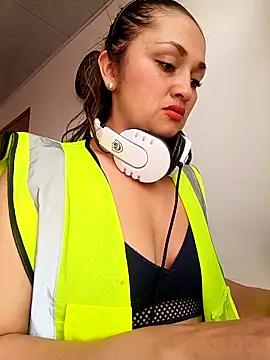 Alejandra N online show from 02-22-26, 01:57