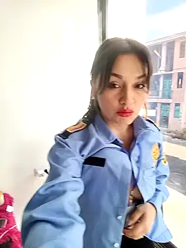 Alejandra N online show from 02-05-26, 12:01