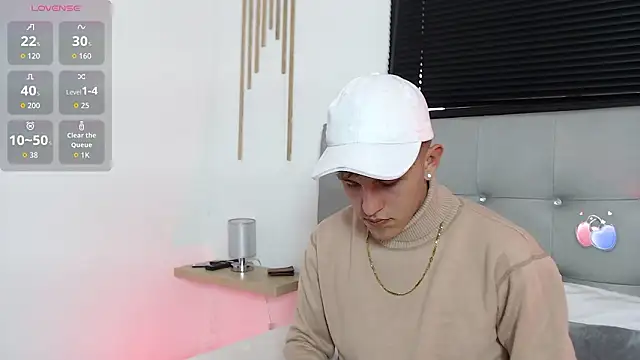 Snapshot of johnny_blake_ chatting on 02-26-26, 07:03 johnny blake online show from 02-26-26, 07:03