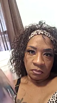 Snapshot of Big_Booty_Bonnie chatting on 02-25-26, 04:29 Big Booty Bonnie online show from 02-25-26, 04:29