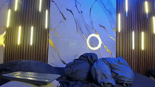 Snapshot of ThiagoBerry chatting on 02-16-26, 12:48 ThiagoBerry online show from 02-16-26, 12:48