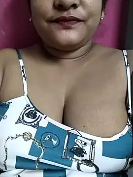 Snapshot of pinkisaha75 chatting on 06-29-26, 10:48 pinkisaha75 online show from 06-29-26, 10:48