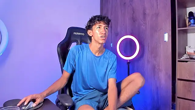 Snapshot of neitan_miller_ chatting on 02-05-26, 03:57 neitan miller online show from 02-05-26, 03:57