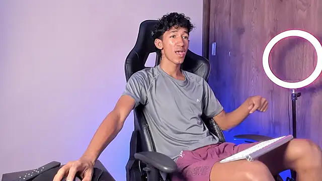 Snapshot of neitan_miller_ chatting on 02-03-26, 08:25 neitan miller online show from 02-03-26, 08:25