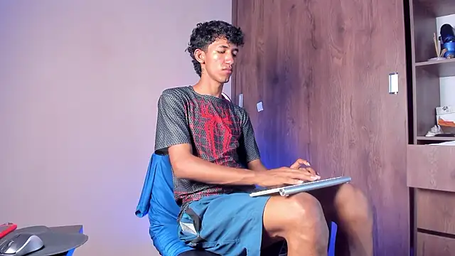 Snapshot of neitan_miller_ chatting on 02-06-26, 04:30 neitan miller online show from 02-06-26, 04:30