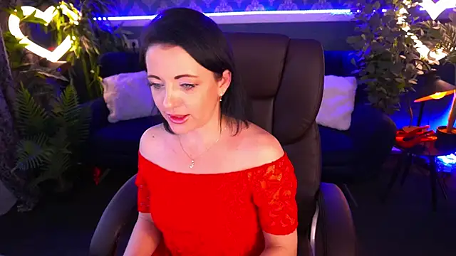Snapshot of Dafni_Monn chatting on 03-04-25, 09:40 Dafni Monn online show from 03-04-25, 09:40