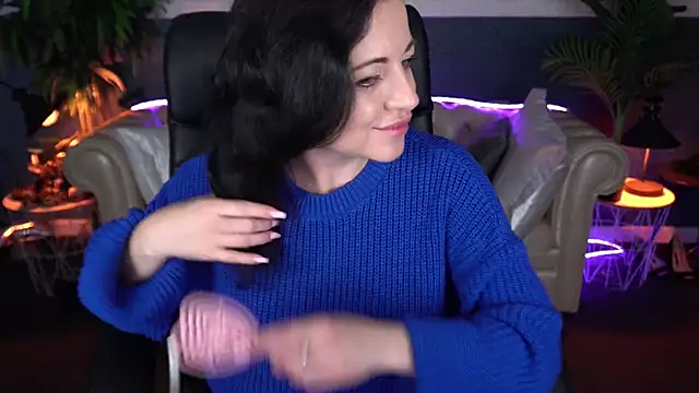 Dafni Monn online show from 04-15-26, 05:46