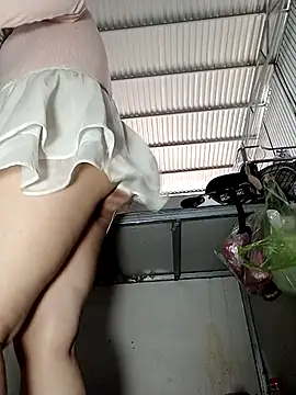 Snapshot of Mei-mei68 chatting on 01-08-26, 01:33 Mei-mei68 online show from 01-08-26, 01:33