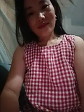 Snapshot of yu--yo chatting on 07-05-26, 10:16 yu--yo online show from 07-05-26, 10:16