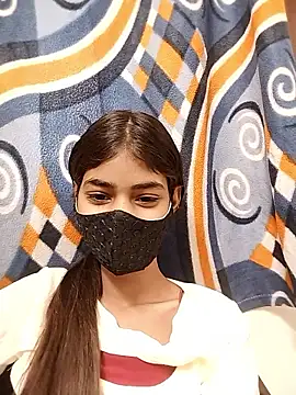 Snapshot of trana_ chatting on 01-12-26, 10:11 trana online show from 01-12-26, 10:11