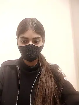 Snapshot of trana_ chatting on 01-08-26, 07:47 trana online show from 01-08-26, 07:47