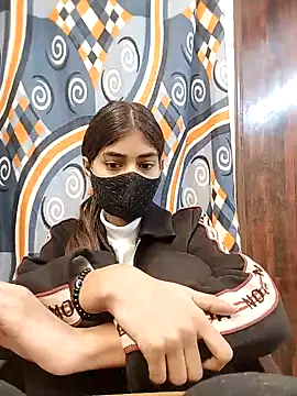 Snapshot of trana_ chatting on 01-10-26, 05:47 trana online show from 01-10-26, 05:47