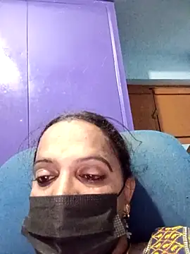 Snapshot of Kanmani69 chatting on 02-06-26, 06:04 Kanmani69 online show from 02-06-26, 06:04