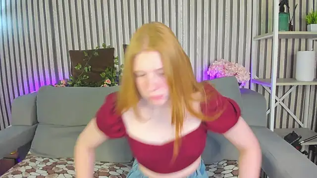 Snapshot of Sally_Ange1 chatting on 05-20-26, 01:02 Sally Ange1 online show from 05-20-26, 01:02