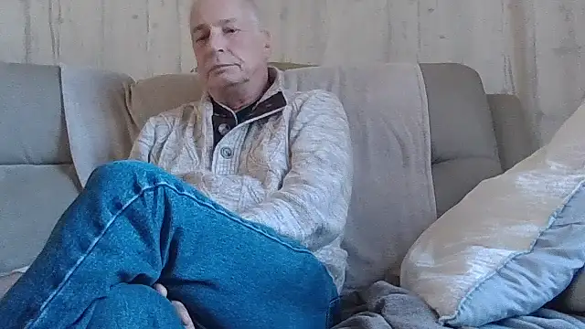 Helinetrav online show from 03-01-26, 10:04