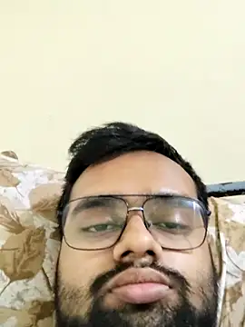 Snapshot of unknownuser96 chatting on 01-11-26, 12:23 unknownuser96 online show from 01-11-26, 12:23