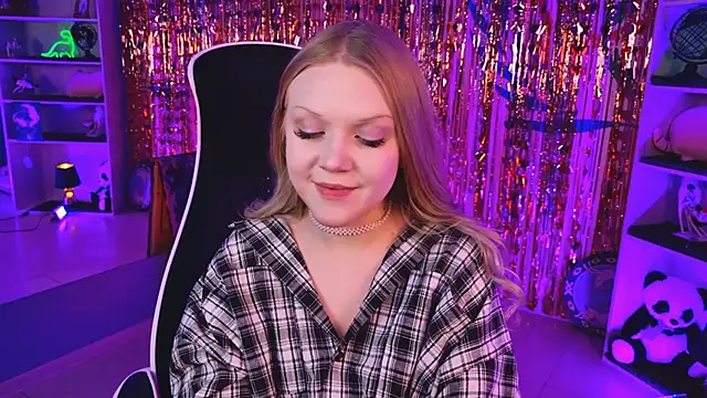 ChloeWhite online show from 02-22-26, 02:19