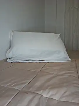 Angelmoon04 online show from 04-18-26, 03:42