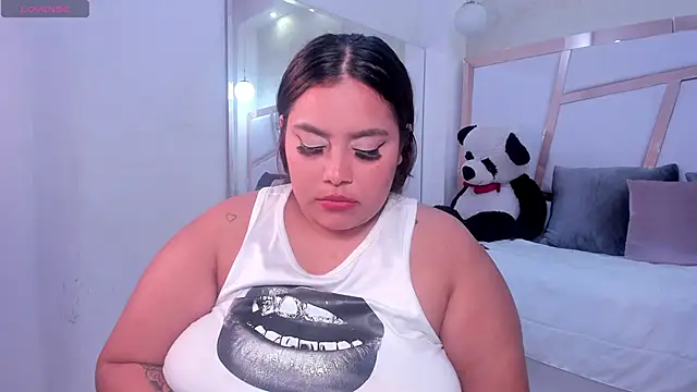 Snapshot of tatikanyx chatting on 06-18-26, 09:14 tatikanyx online show from 06-18-26, 09:14