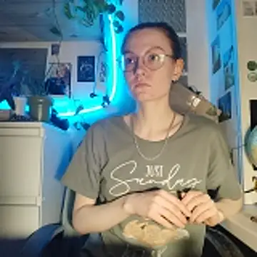 Shy Bamby online show from 04-28-26, 08:35