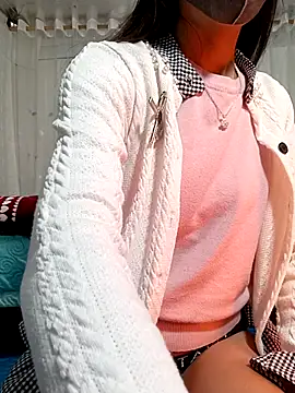 Snapshot of MilkShow chatting on 01-13-26, 09:52 MilkShow online show from 01-13-26, 09:52