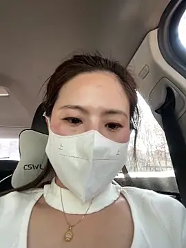 Snapshot of mi-ki1314 chatting on 02-20-26, 06:26 mi-ki1314 online show from 02-20-26, 06:26