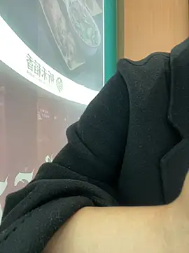 Snapshot of mi-ki1314 chatting on 02-27-26, 04:01 mi-ki1314 online show from 02-27-26, 04:01