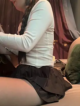 mi-ki1314 online show from 04-12-26, 05:11