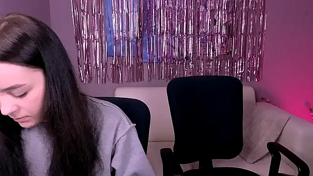 monica xcx online show from 02-25-26, 08:30