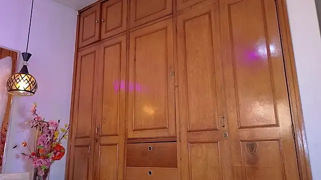 Snapshot of zoevg chatting on 02-26-26, 12:27 zoevg online show from 02-26-26, 12:27