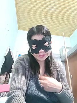 Snapshot of Hana2026 chatting on 02-12-26, 02:28 Hana2026 online show from 02-12-26, 02:28