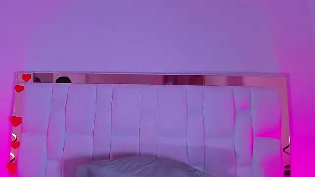 AliciaWhite nt online show from 04-10-26, 12:39