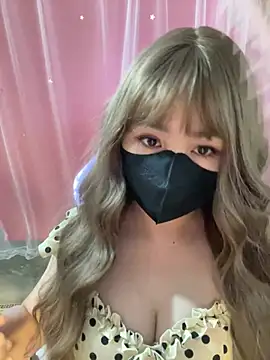 Snapshot of -Violet-t chatting on 03-02-26, 03:18 -Violet-t online show from 03-02-26, 03:18