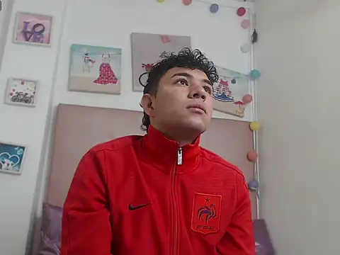 iam  lukas   online show from 01-12-26, 02:02