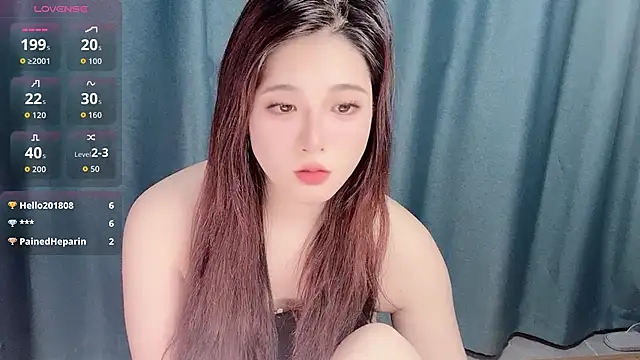 Snapshot of Starlets77 chatting on 02-15-26, 01:43 Starlets77 online show from 02-15-26, 01:43