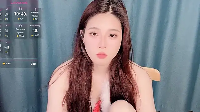 Snapshot of Starlets77 chatting on 02-16-26, 03:43 Starlets77 online show from 02-16-26, 03:43