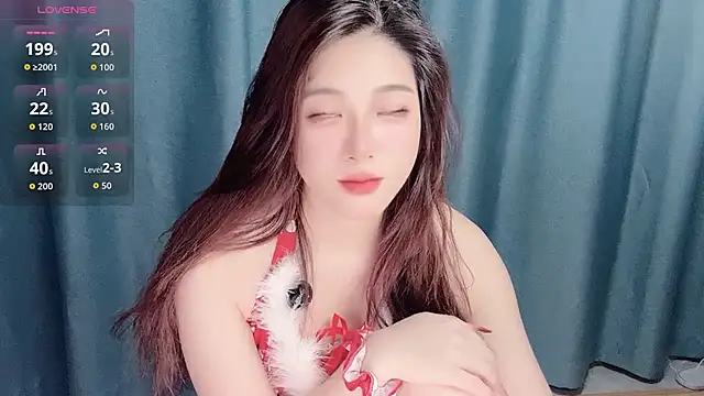 Snapshot of Starlets77 chatting on 02-14-26, 01:55 Starlets77 online show from 02-14-26, 01:55